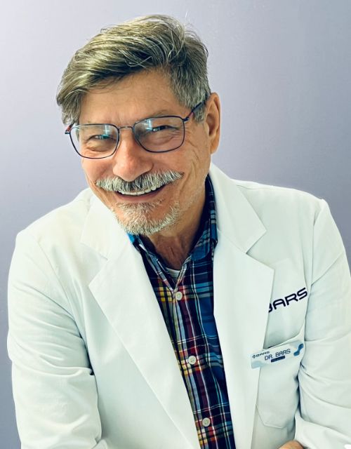 Dr. Decio Bars, regenerative medicine and stem cell therapy doctor in Puerto Vallarta, Mexico